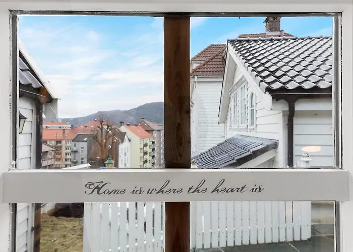 Lysthuset Den Lille - Authentic Wodden House Apartament