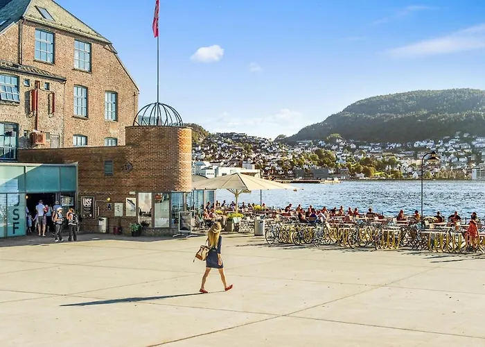 Lysthuset Den Lille - Authentic Wodden House Bergen